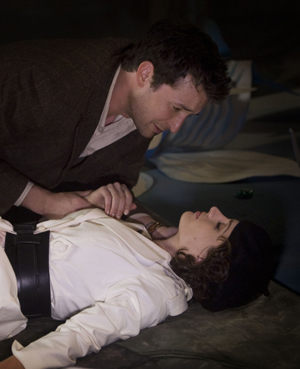 Noah Wyle-and Stana Katic have a moment